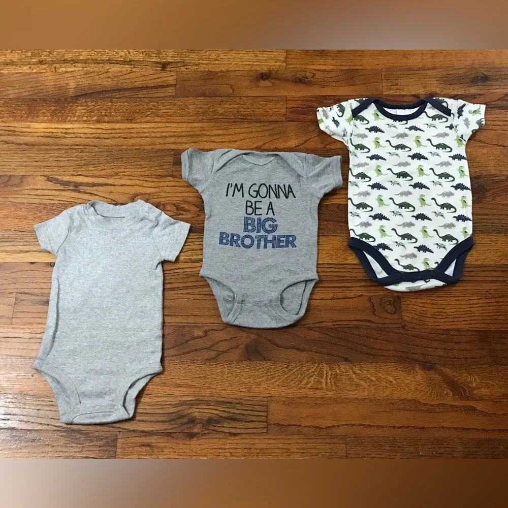 Baby Boy Onesies, Plaid Shorts & Beige Shorts Dinosaur I’m gonna be Big Brother